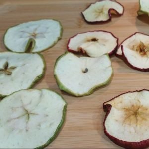 Rusty’s Dehydrated Apple Chips (4 ounces)